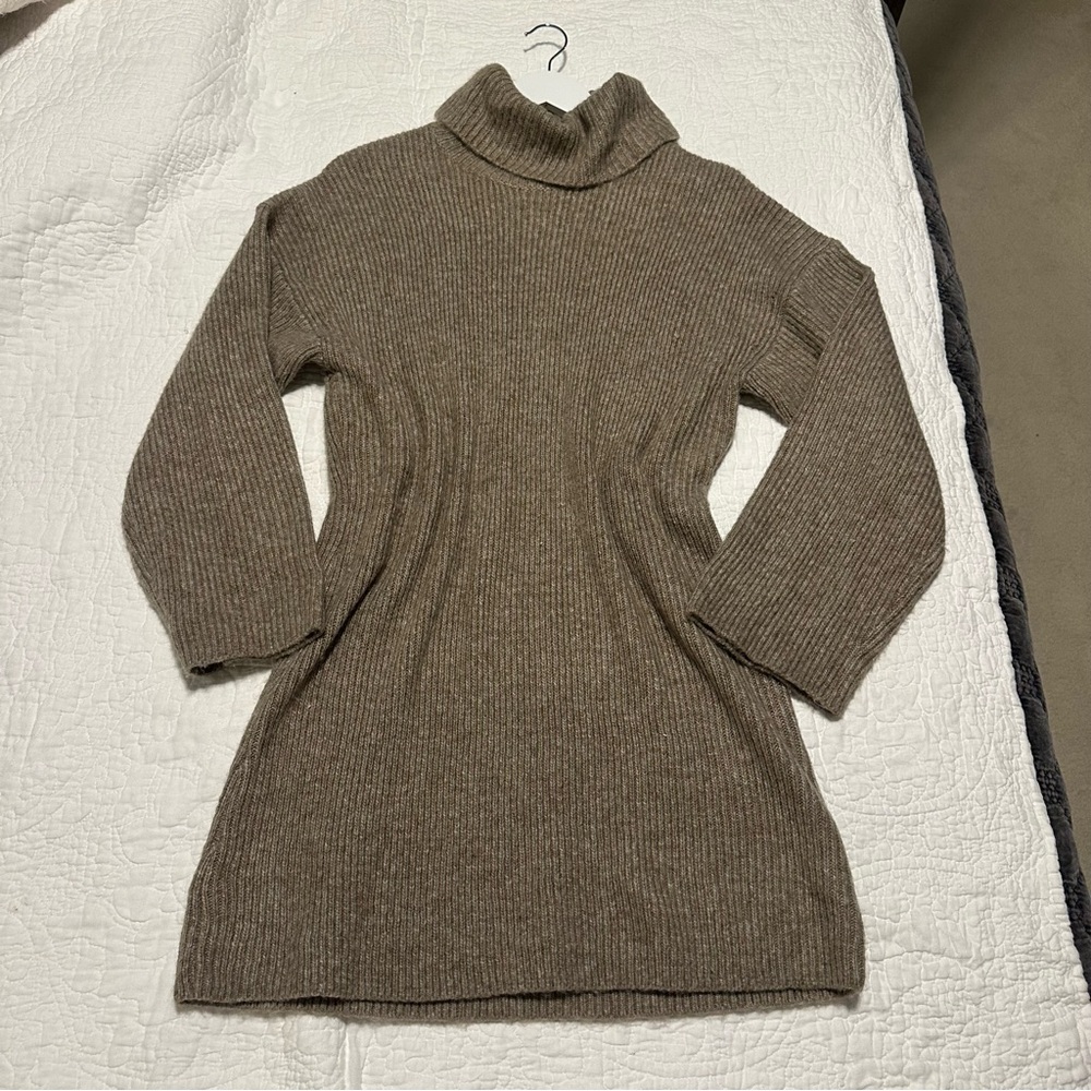 Abercrombie sweater dress